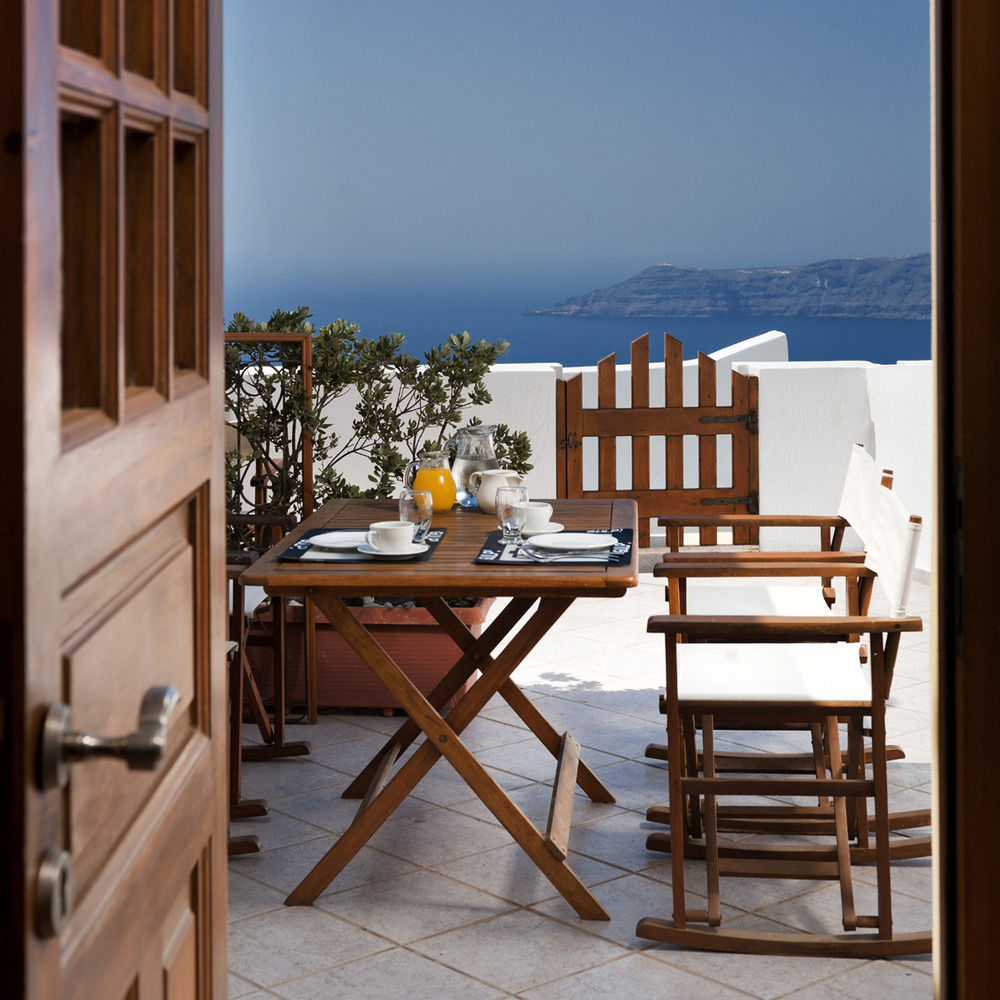 Vista Mare Suites Imerovigli  Bagian luar foto