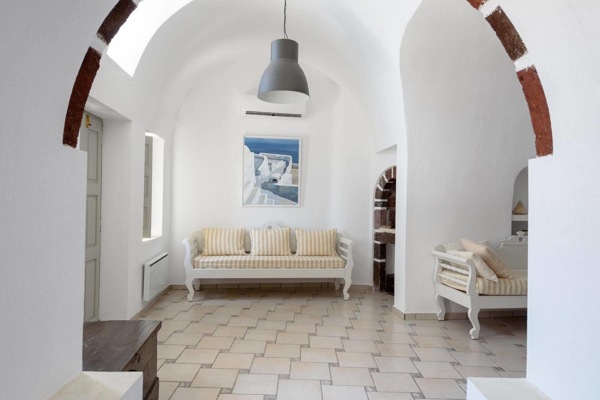 Vista Mare Suites Imerovigli  Bagian luar foto